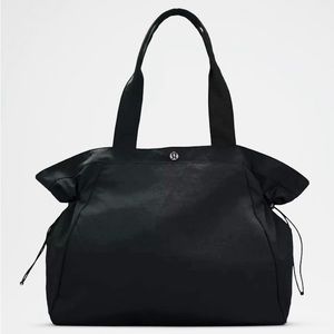 Lululemon side cinch shopper bag